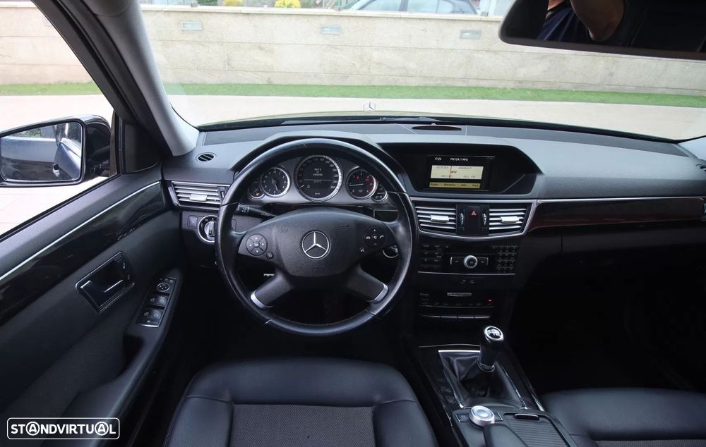 Mercedes-Benz E 250 BlueTEC Avantgarde - 15