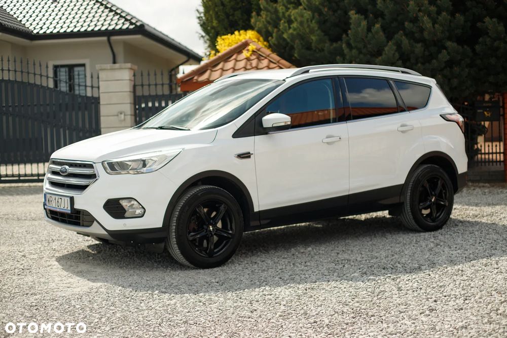 Ford Kuga 2.0 TDCi 2x4 Titanium - 2