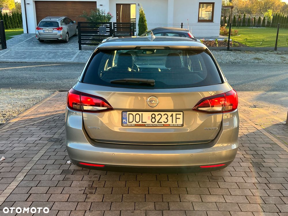 Opel Astra 1.4 Turbo Start/Stop Sports Tourer Innovation - 11