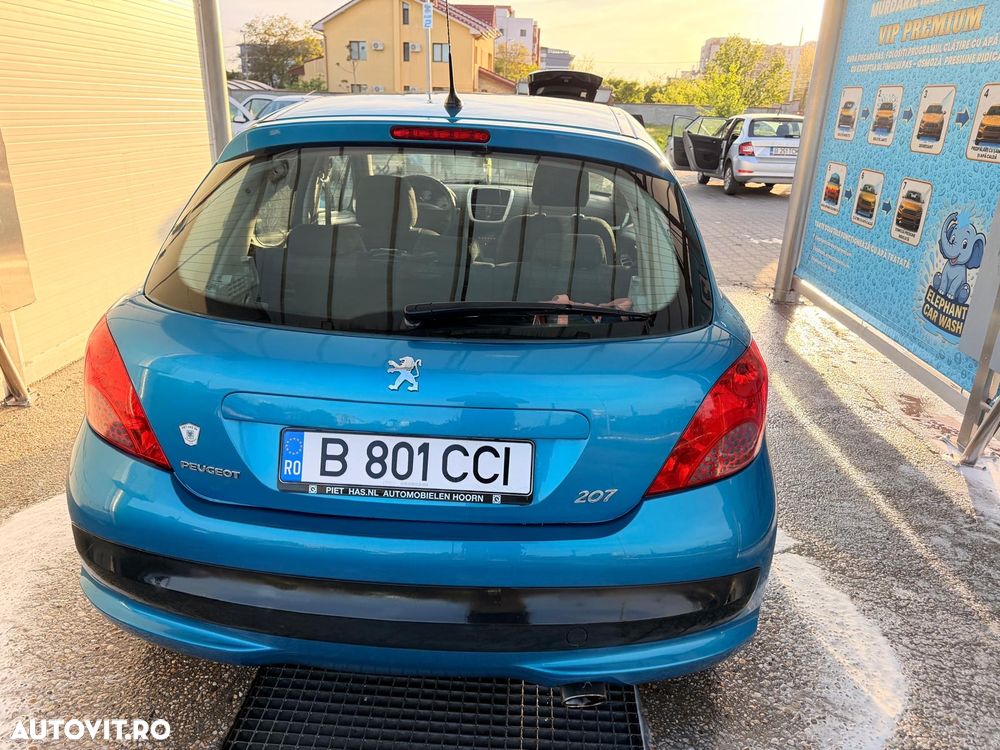 Peugeot 207 110 Sport - 1