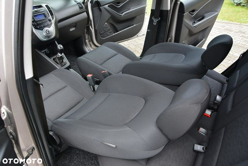 Hyundai ix20 1.6 CRDi blue Comfort - 21