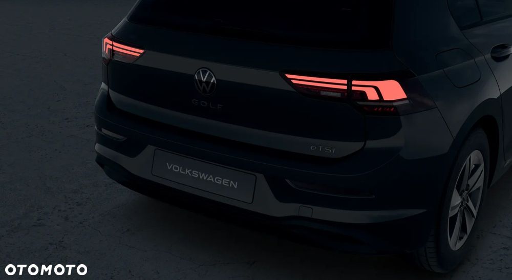 Volkswagen Golf - 6