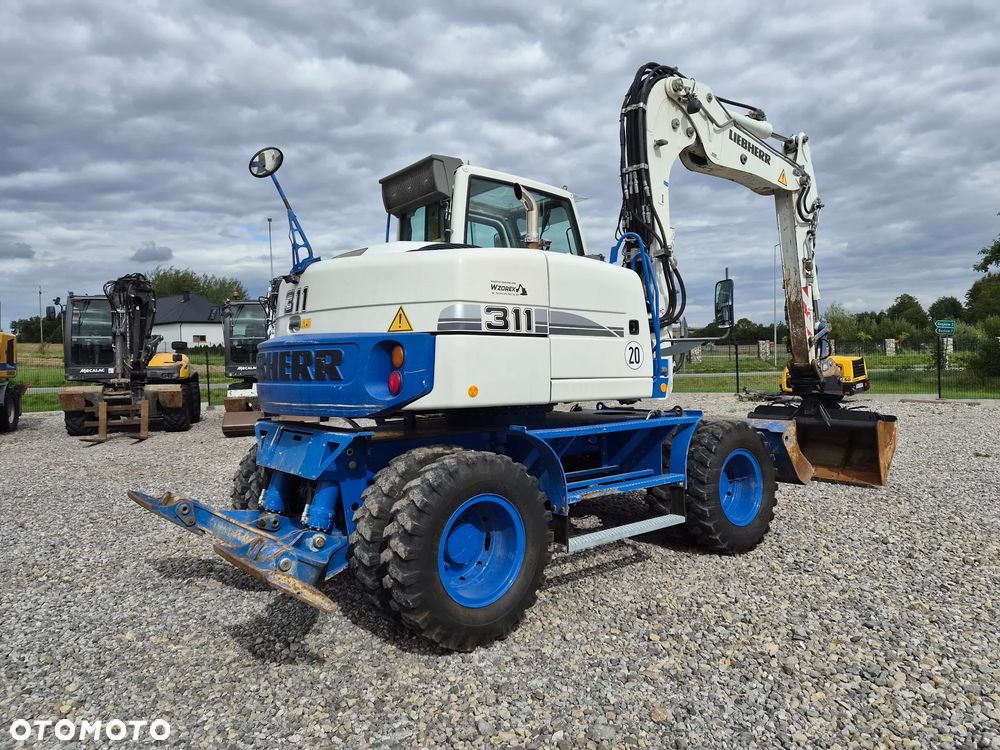 Liebherr A311 litronic - 3