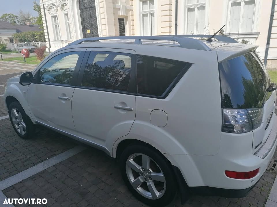 Mitsubishi Outlander 2.0 DI-D Instyle - 4