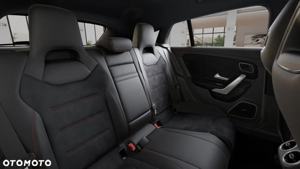 Mercedes-Benz CLA - 8