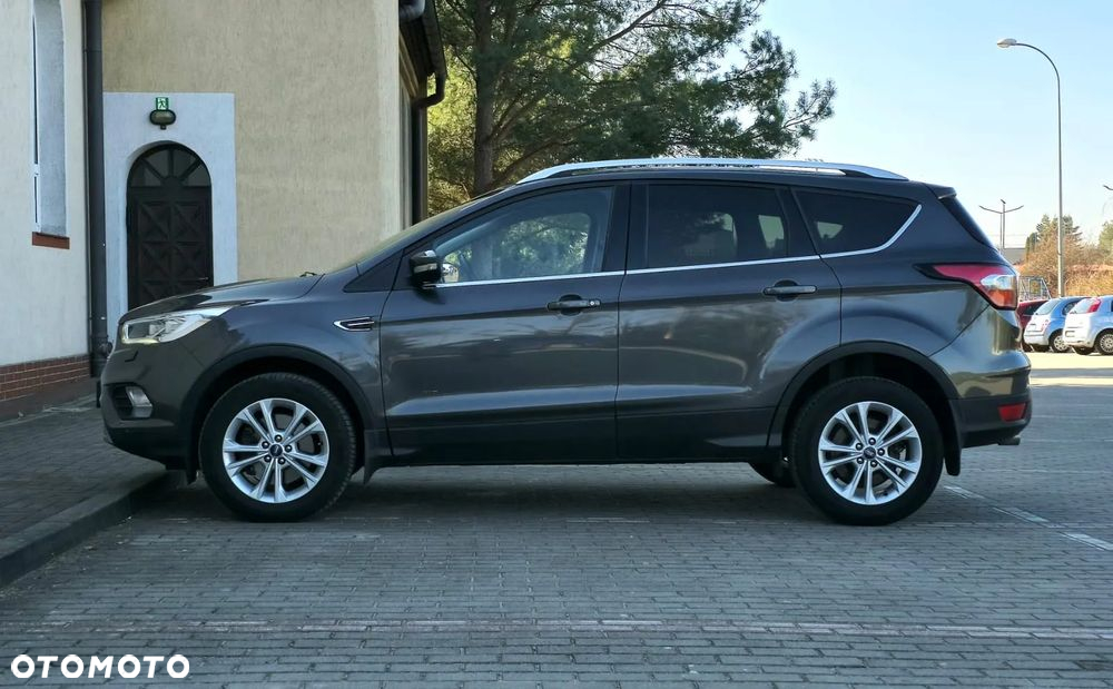 Ford Kuga - 11