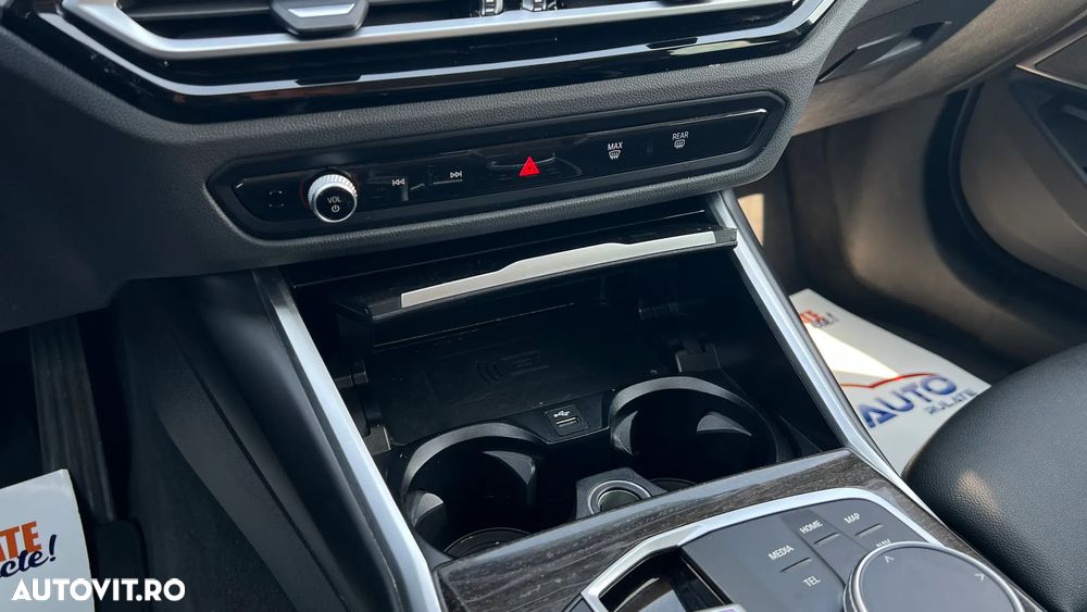 BMW Seria 3 320d xDrive AT MHEV - 17