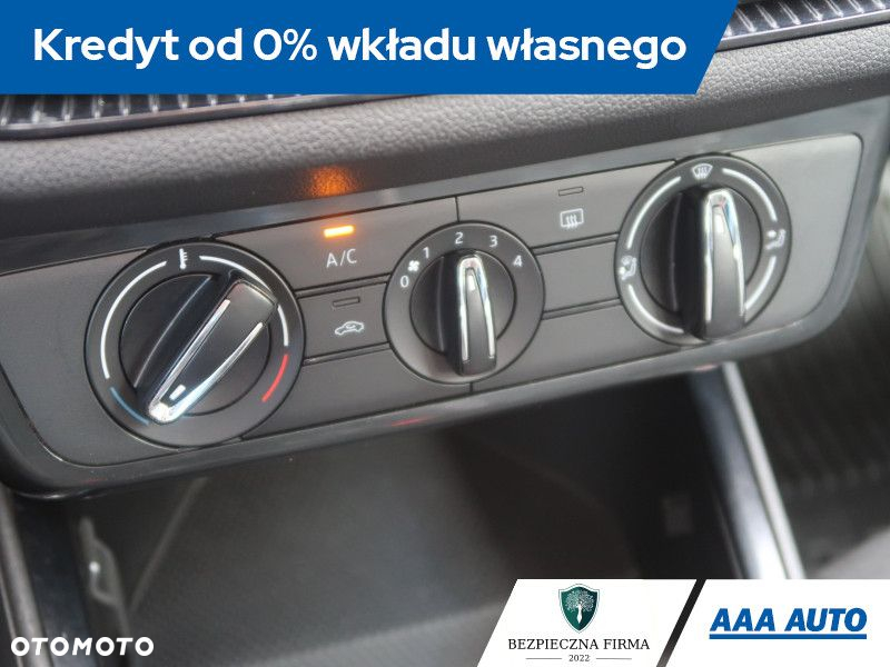 Skoda Fabia - 13