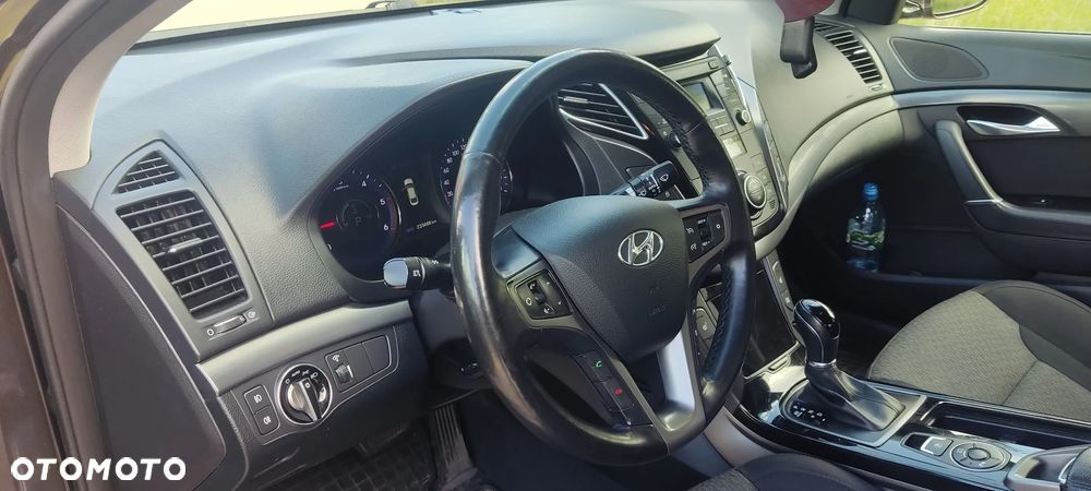 Hyundai i40 1.7 CRDi Business DCT - 6