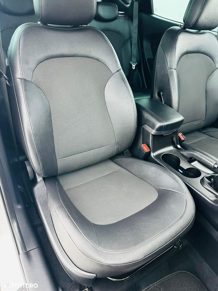 Hyundai ix35 2.0 CRDI 2WD Style - 20