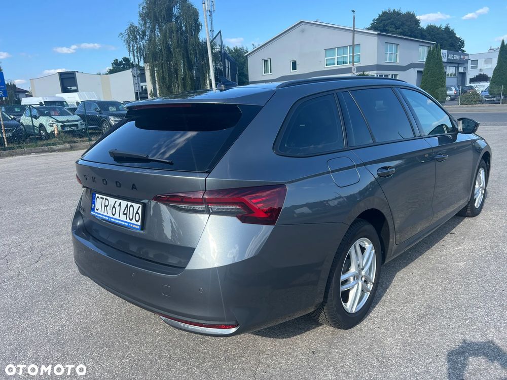 Skoda Octavia 2.0 TDI Selection DSG - 5