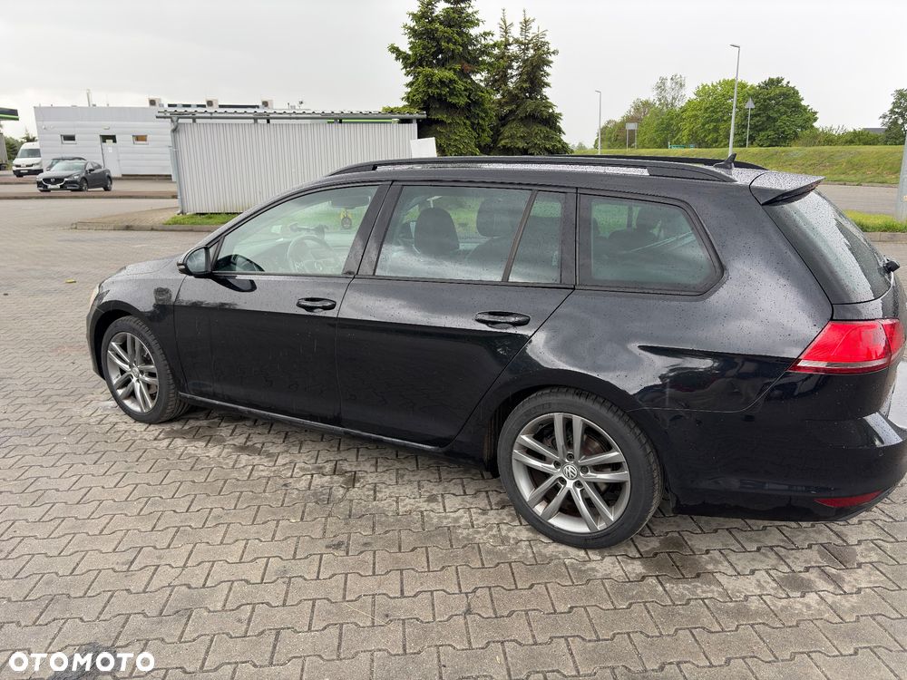 Volkswagen Golf 1.6 TDI BMT Comfortline - 32