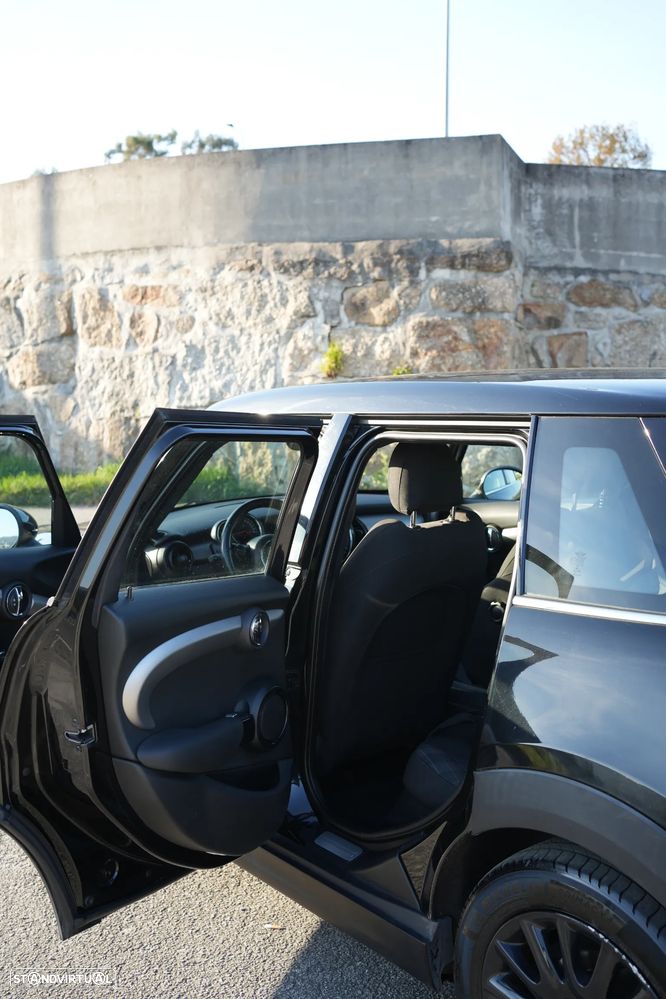 MINI 5 Portas Cooper D - 35