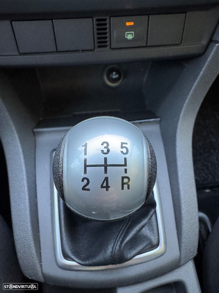 Ford Focus 1.6 TDCi Sport - 33