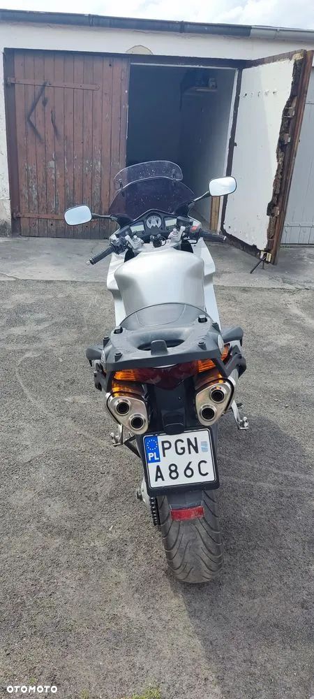 Honda VFR - 5