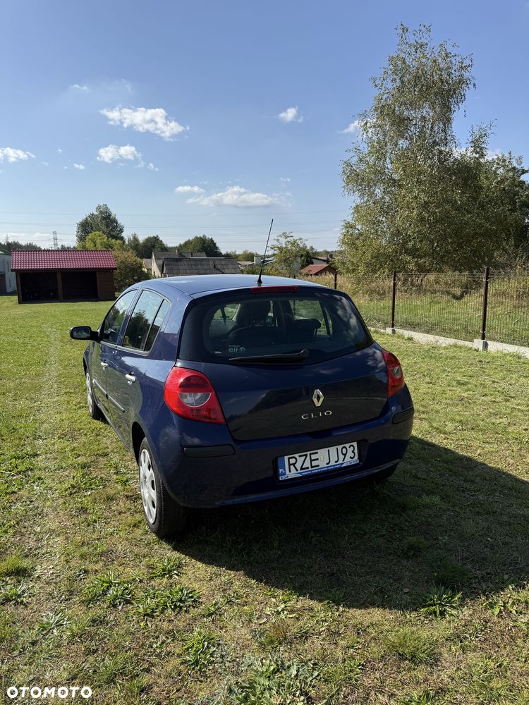 Renault Clio - 4