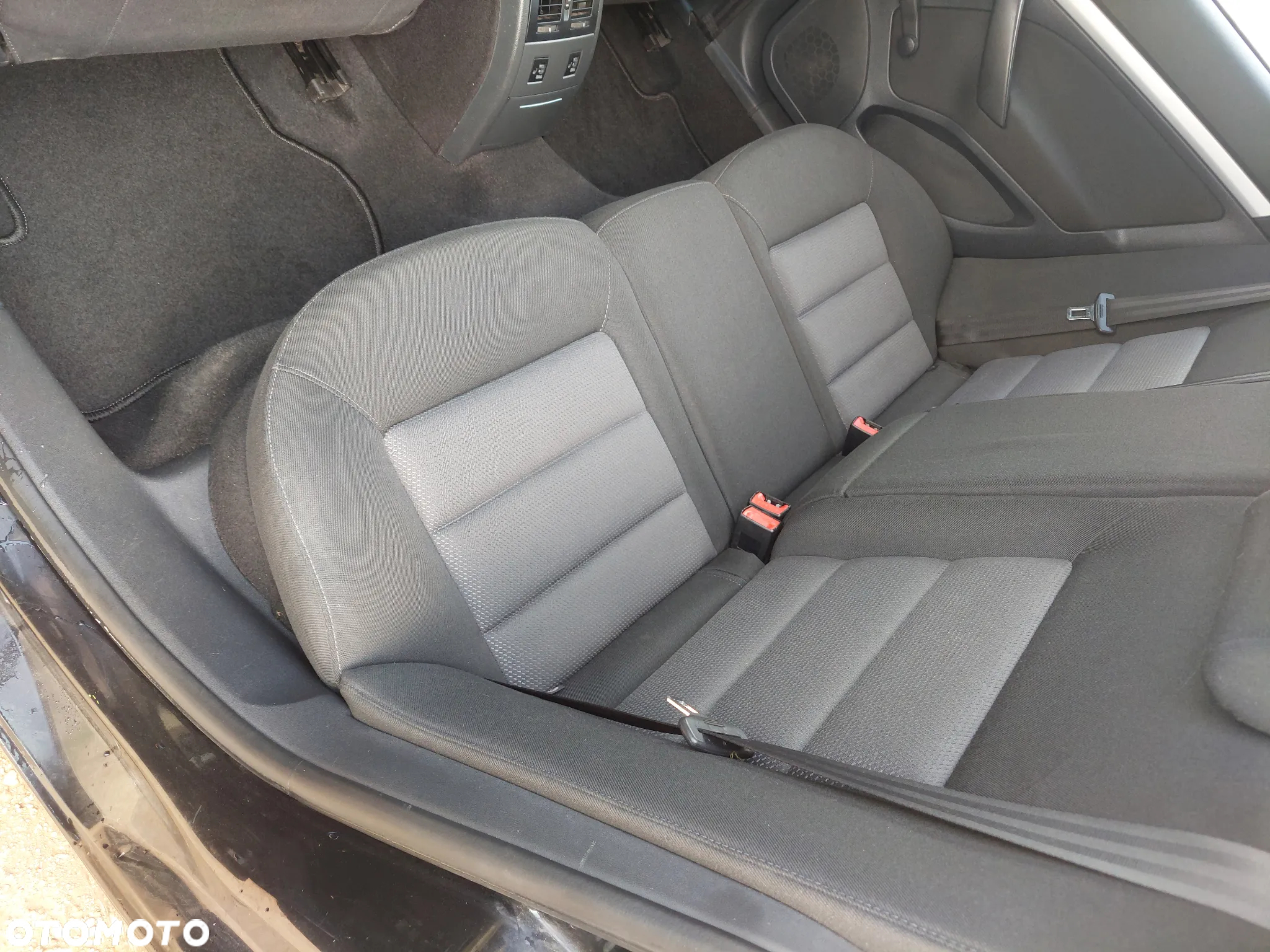 Skoda Octavia Combi 1.6 Elegance - 8