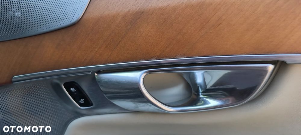 Volvo XC 90 D5 AWD Inscription 7os - 23