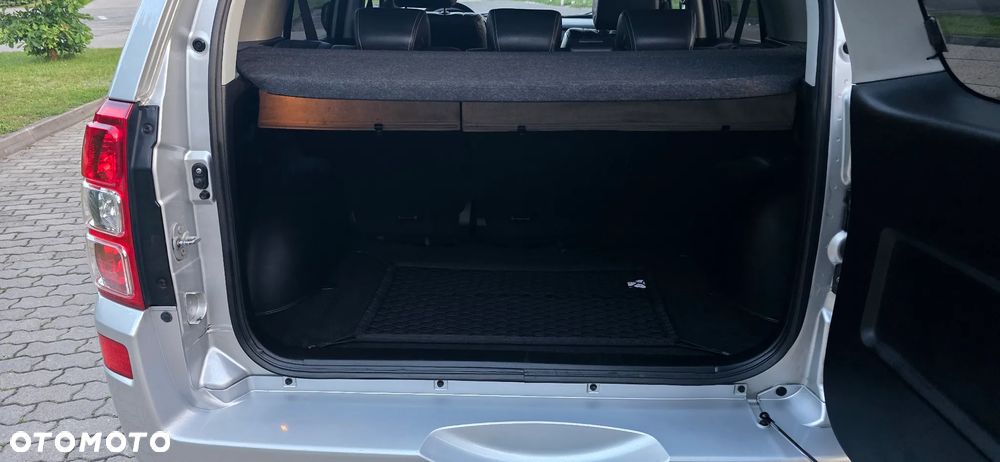 Suzuki Grand Vitara 2.0 De luxe - 16