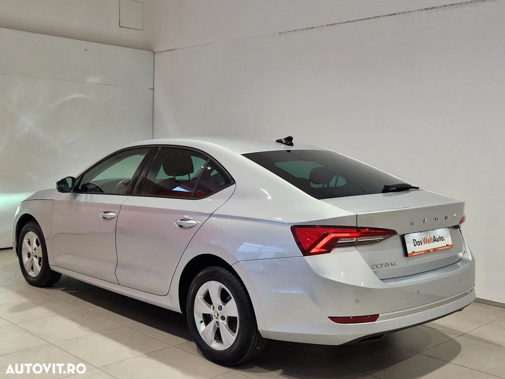 Skoda Octavia - 3