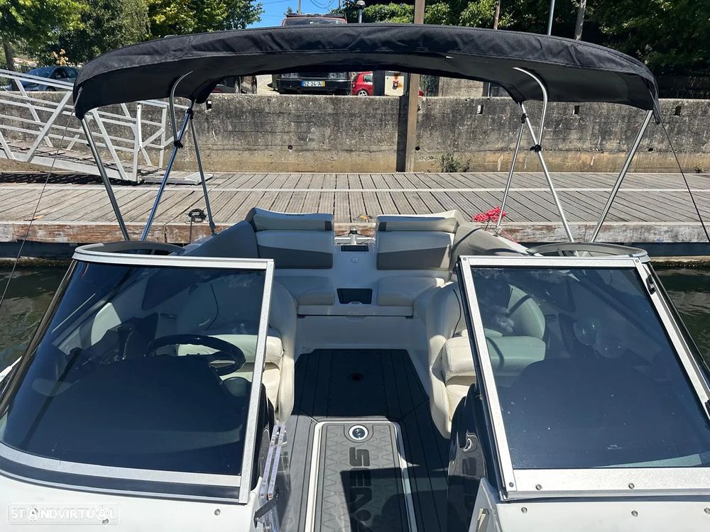 Sea-Doo Challenger 210 - 2