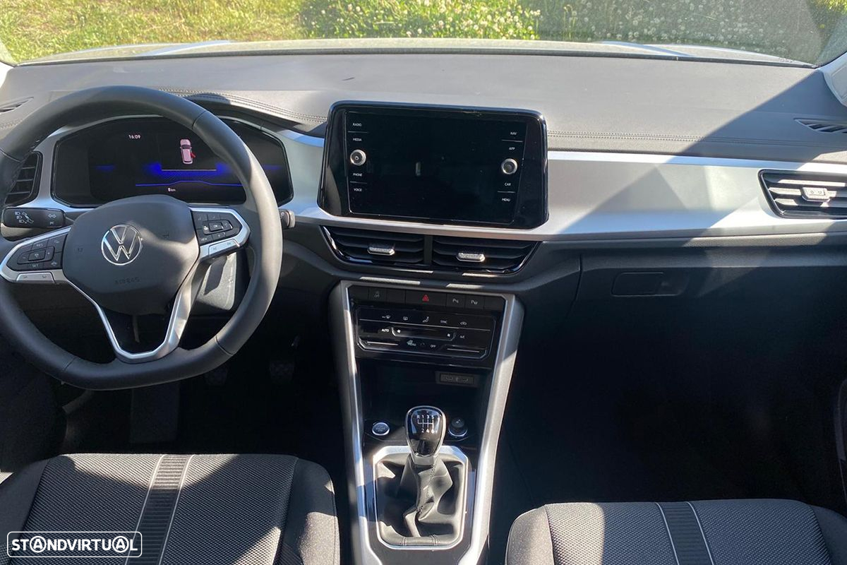 VW T-Roc 1.0 TSI Urban - 8