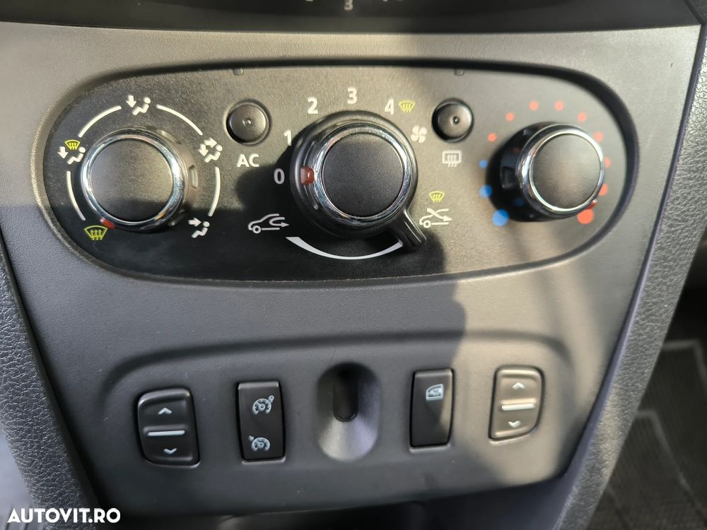 Dacia Sandero Stepway Blue dCi 95 Prestige - 18