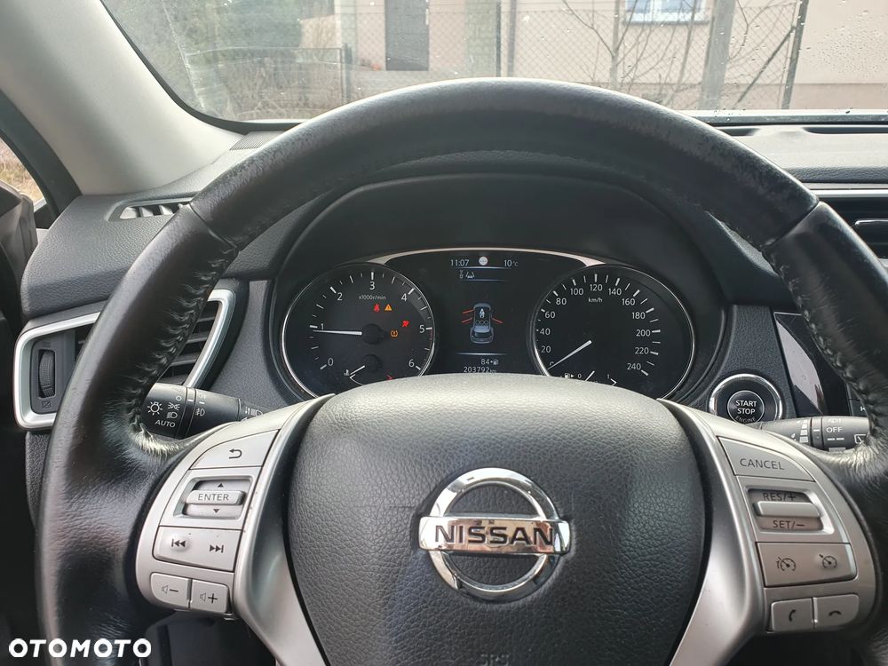 Nissan X-Trail 2016 photo 2