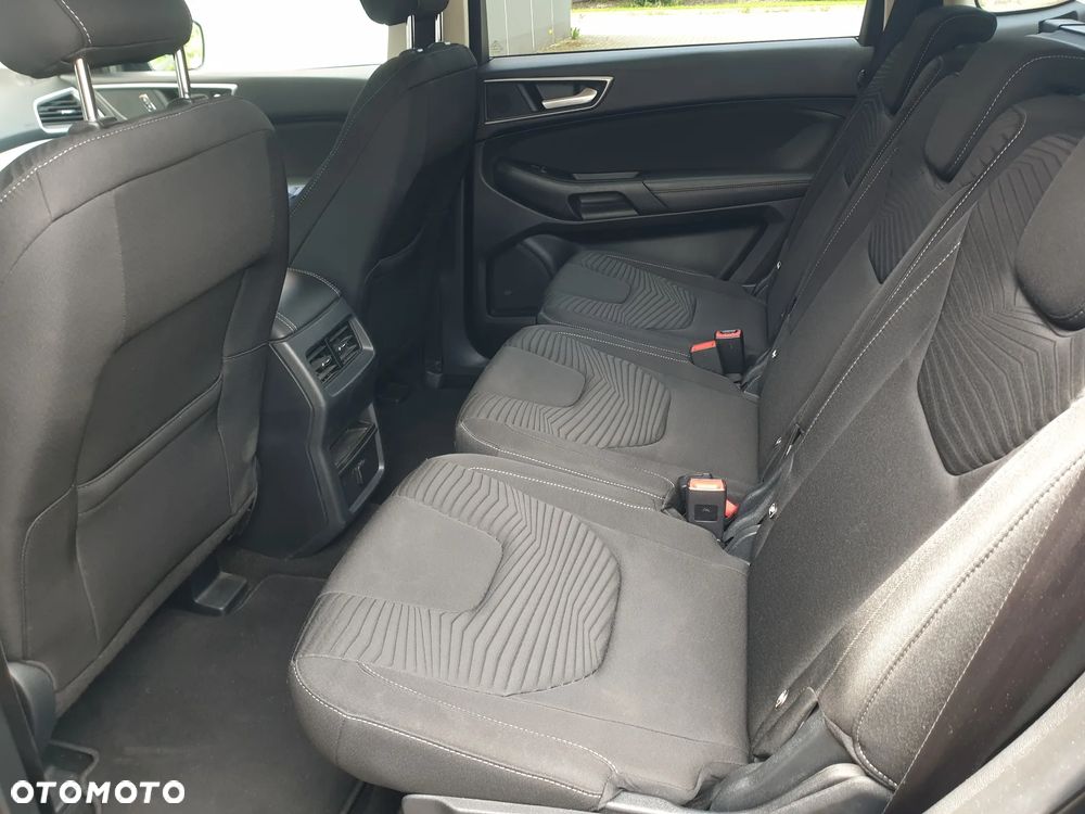 Ford S-Max - 16