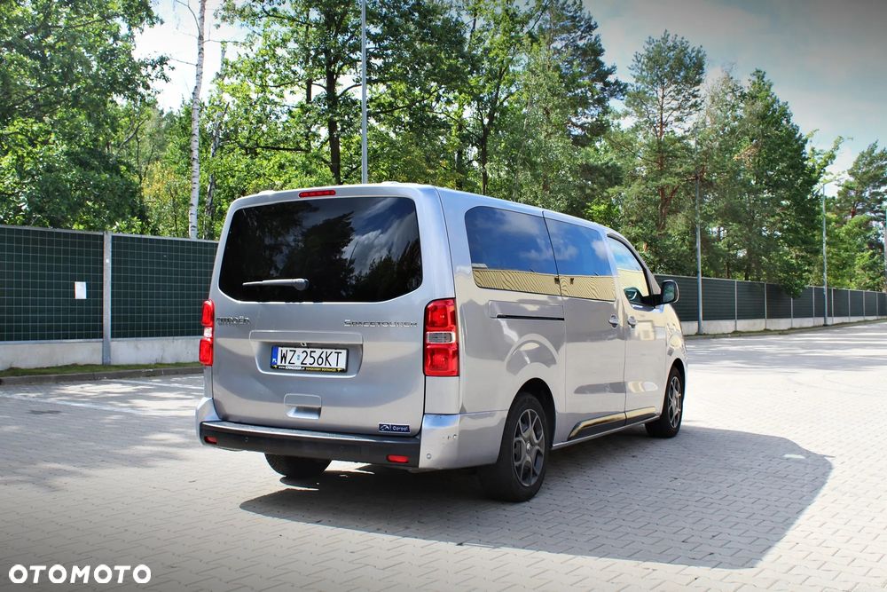 Peugeot Traveller 2.0 BlueHDi Long Business EAT8 - 10