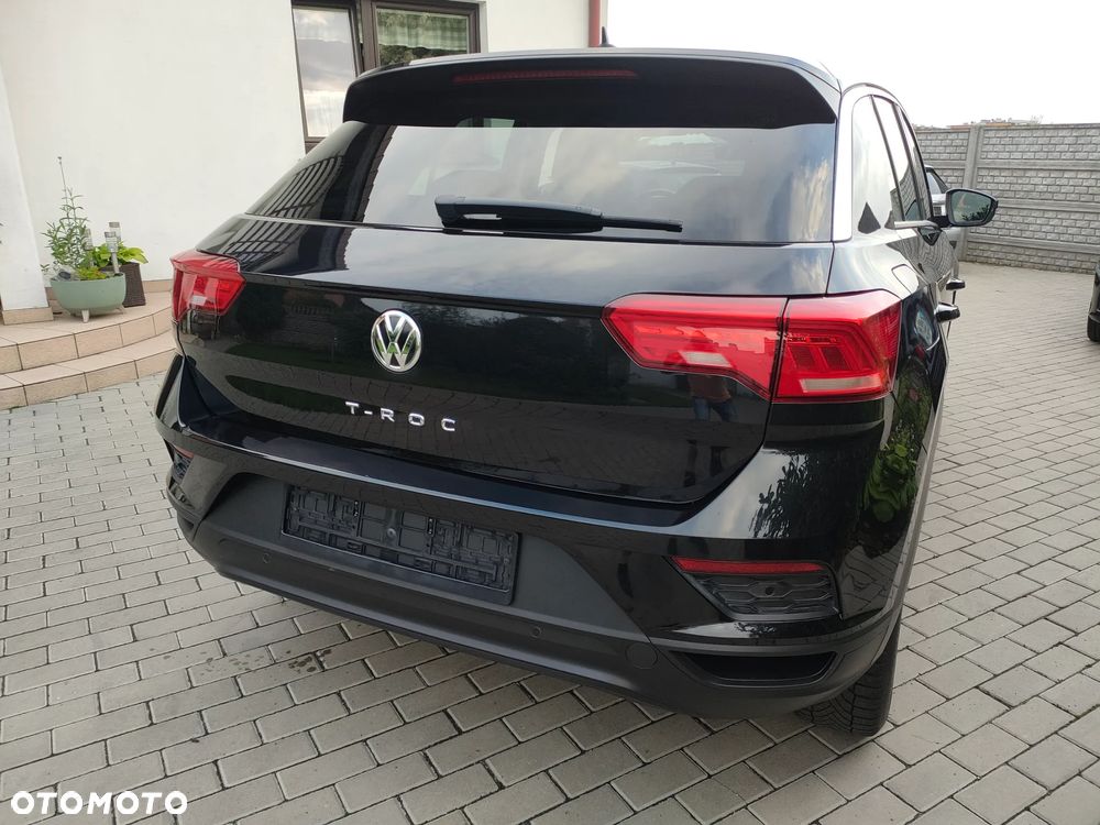 Volkswagen T-Roc - 10