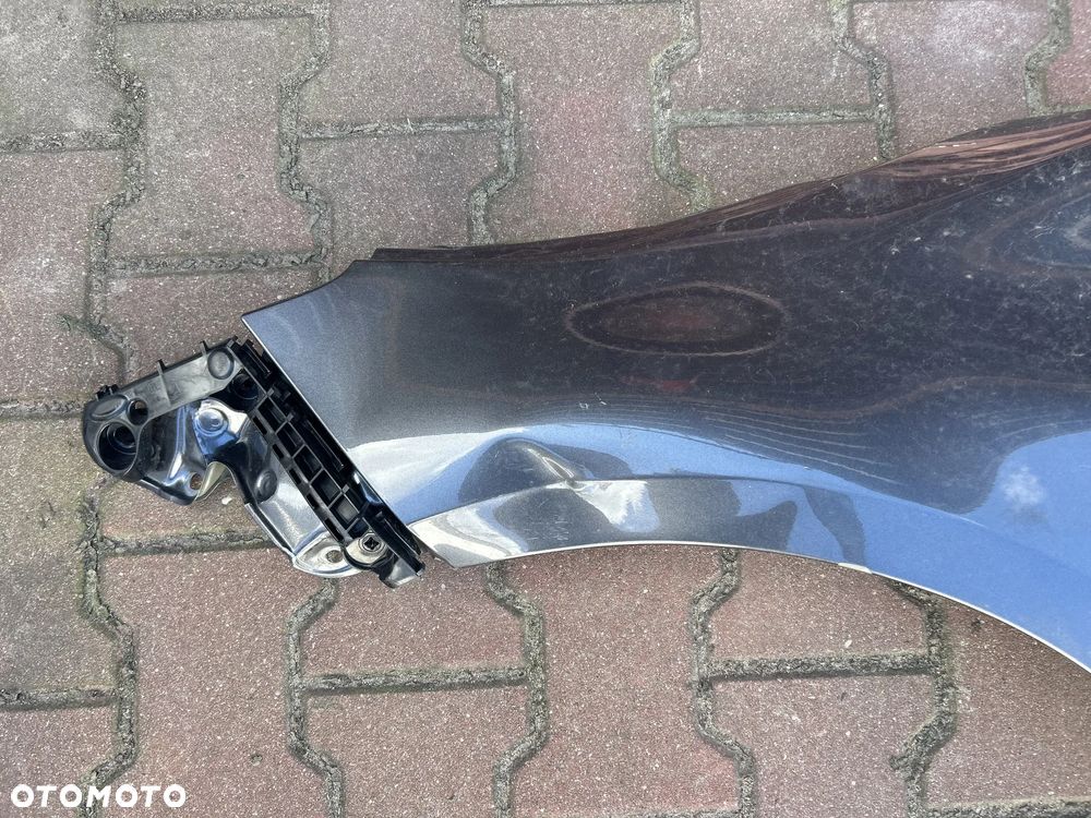 TOYOTA COROLLA E21 HB KOMBI 2019- BŁOTNIK LEWY PRZEDNI PRZÓD ŚLIZG MOCOWANIE UCHWYT BŁOTNIKA - 2