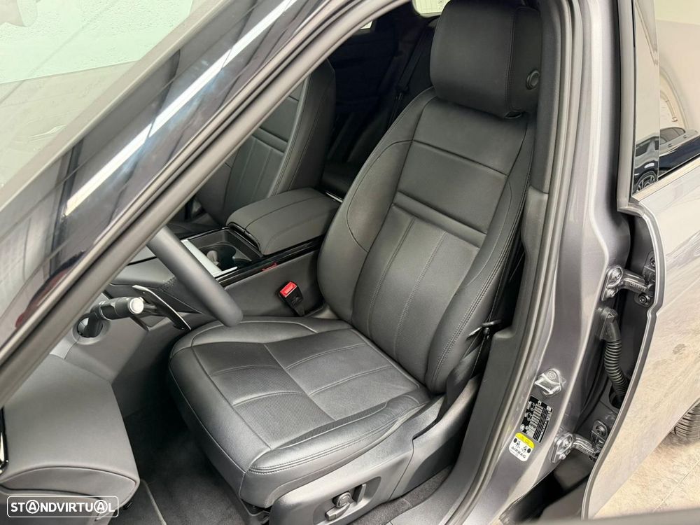 Land Rover Range Rover Evoque 1.5 P300e AWD Auto - 16