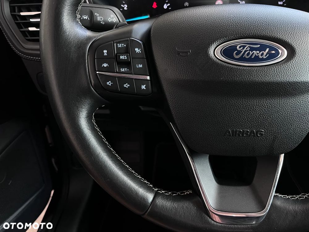 Ford Focus 1.5 EcoBoost Vignale - 12