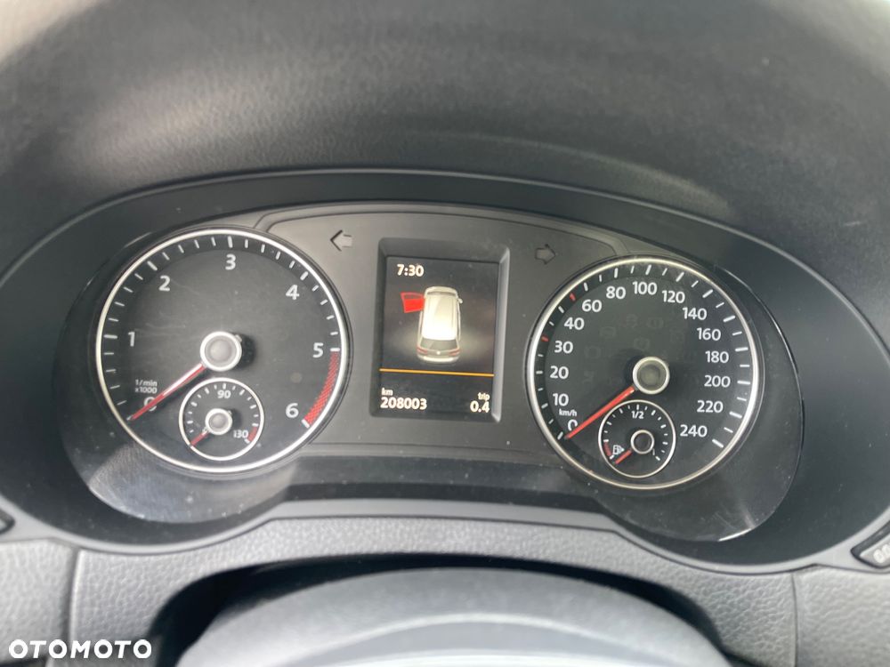 Volkswagen Sharan 2.0 TDI 4MOTION BlueMotion Technology Cup - 25