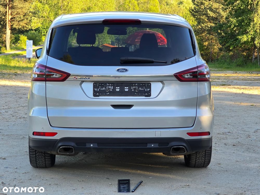 Ford S-Max 2.0 TDCi Titanium PowerShift - 6