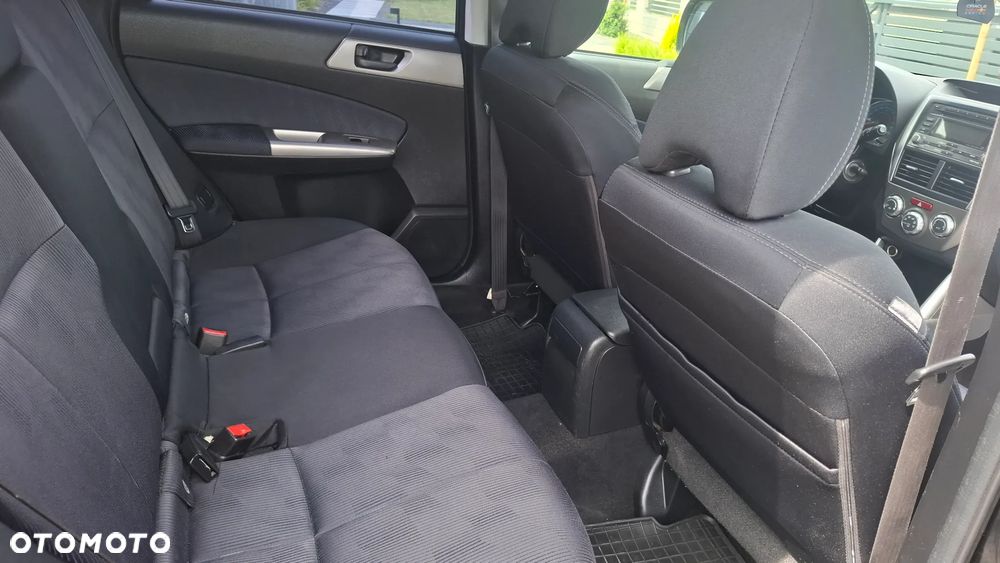 Subaru Forester 2.0 XA 000 - 10