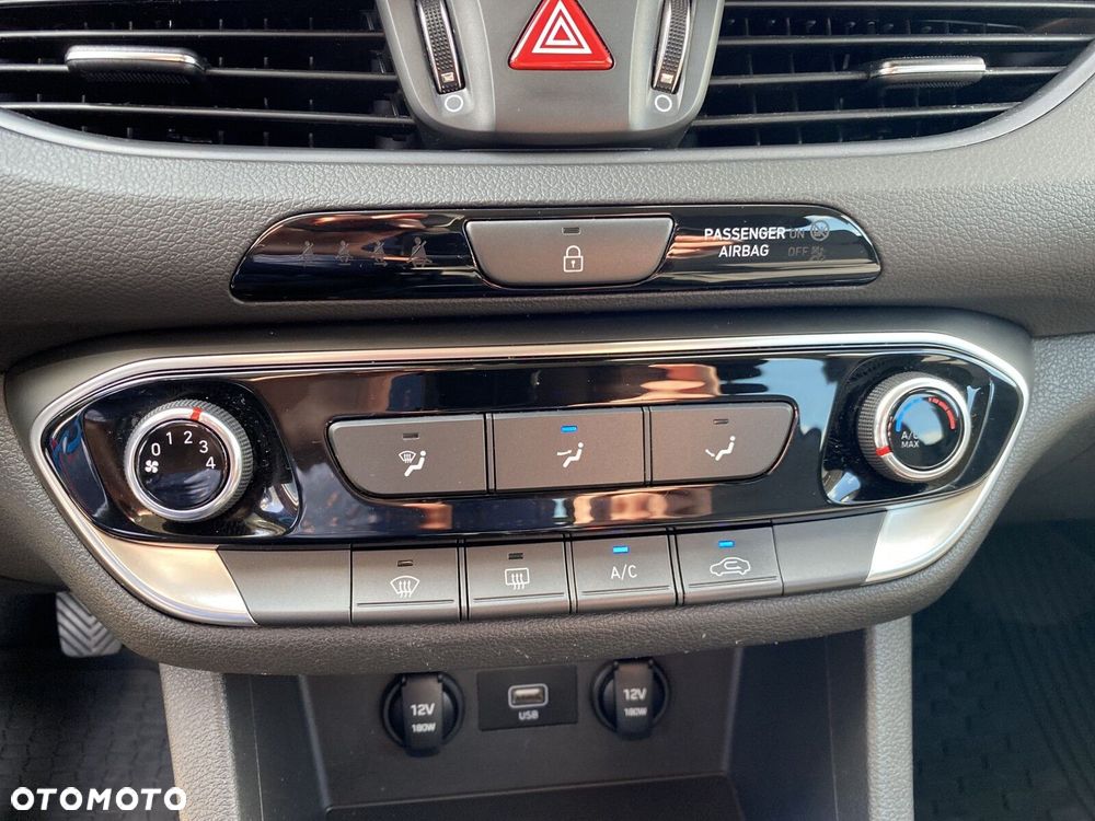 Hyundai i30 - 26