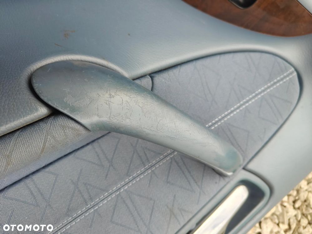 MERCEDES W203 BOCZEK TAPICERKA Prawy PRZÓD PRZEDNI EUROPA Niebieski - 3