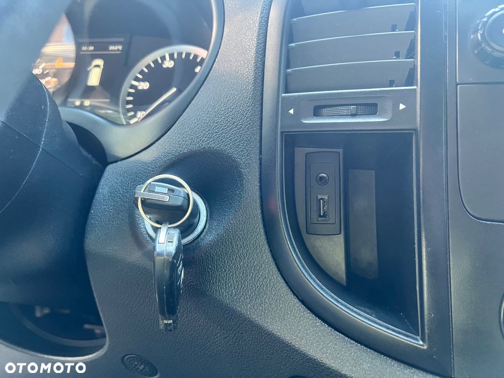 Mercedes-Benz VITO LONG 1.6 CDI 114KM 2019r - 27