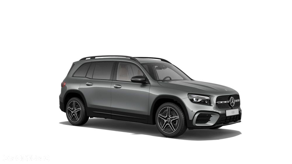 Mercedes-Benz GLB - 14