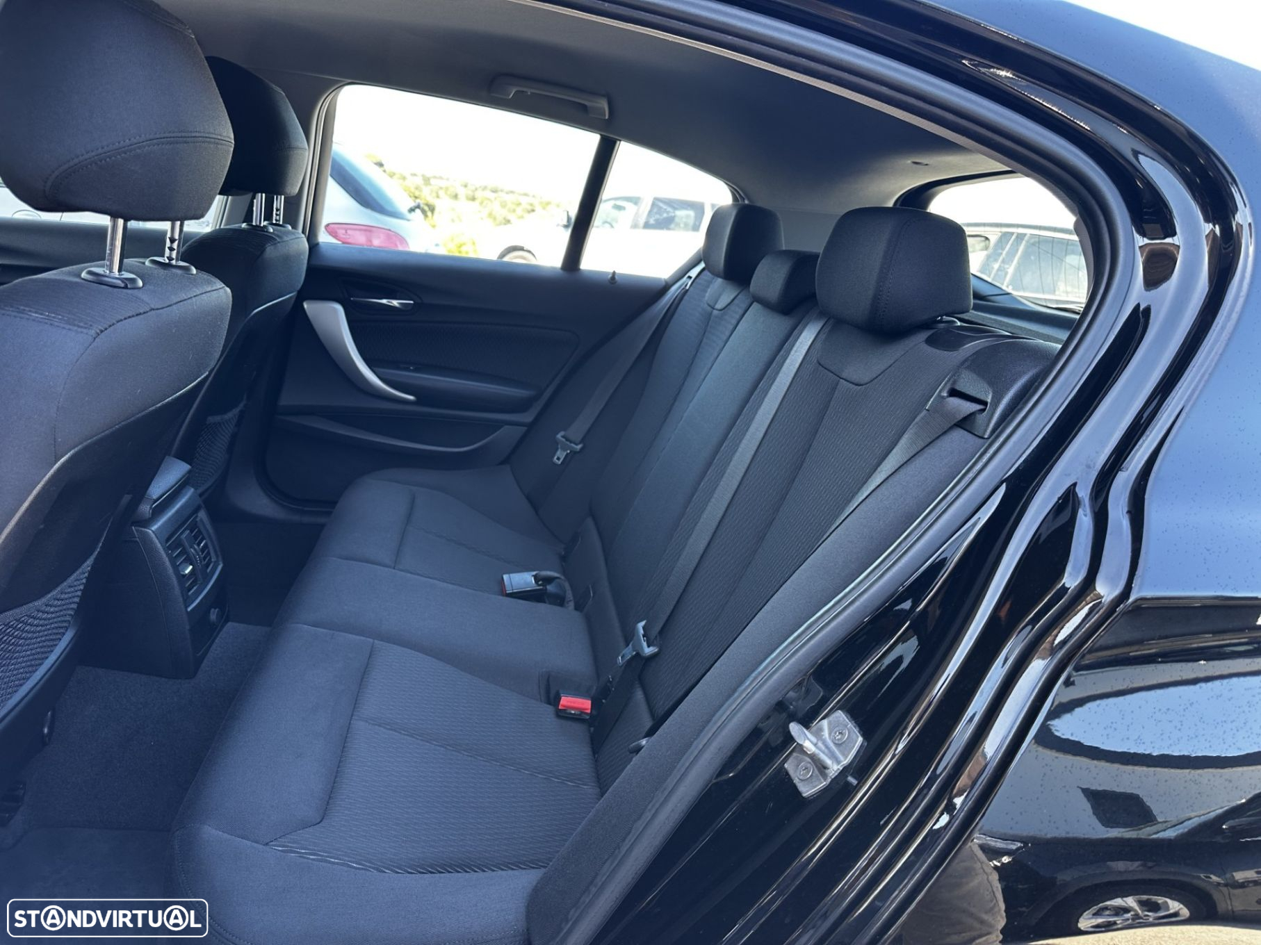 BMW 116 d Advantage Auto - 9