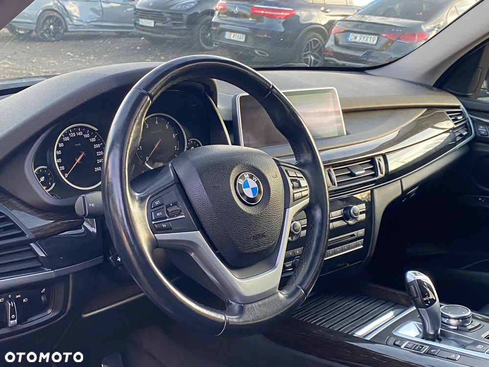 BMW X5 xDrive35i - 23