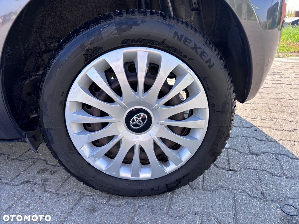 Toyota Yaris 1.33 Luna - 17