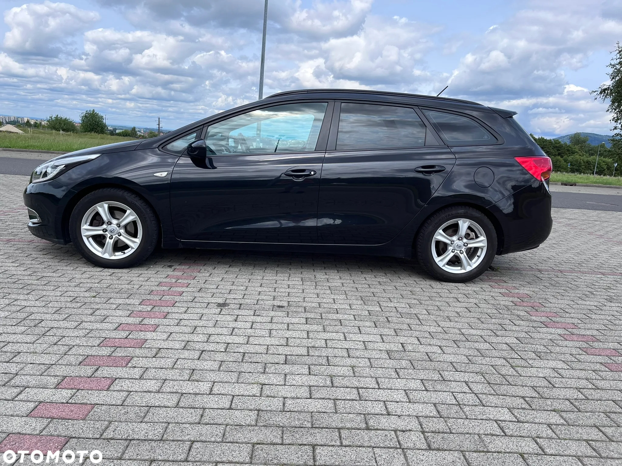 Kia Ceed 1.6 GDI Dream-Team Edition - 11