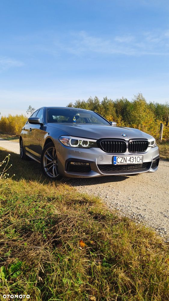 BMW 5 Series 2018 photo 2