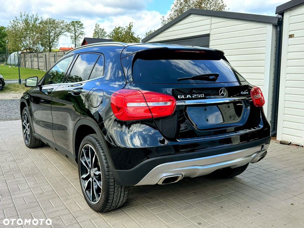 Mercedes-Benz GLA 250 4-Matic Style - 4