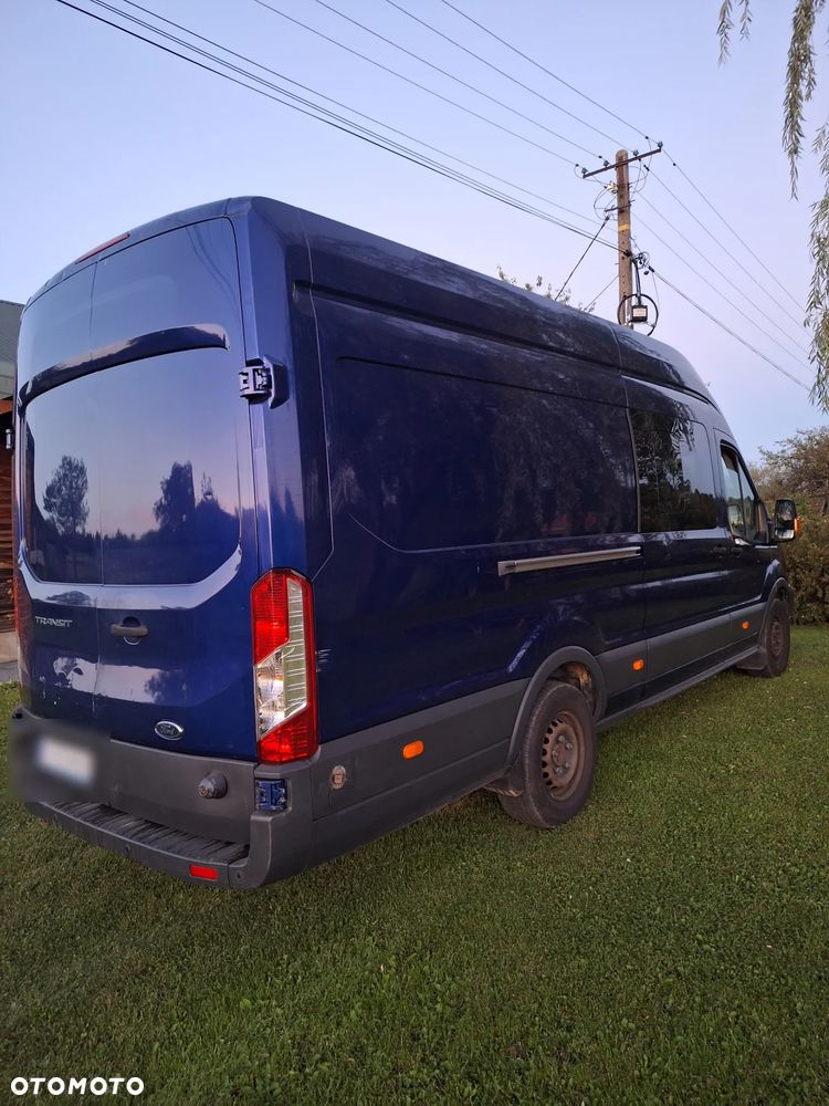 Ford Transit - 12