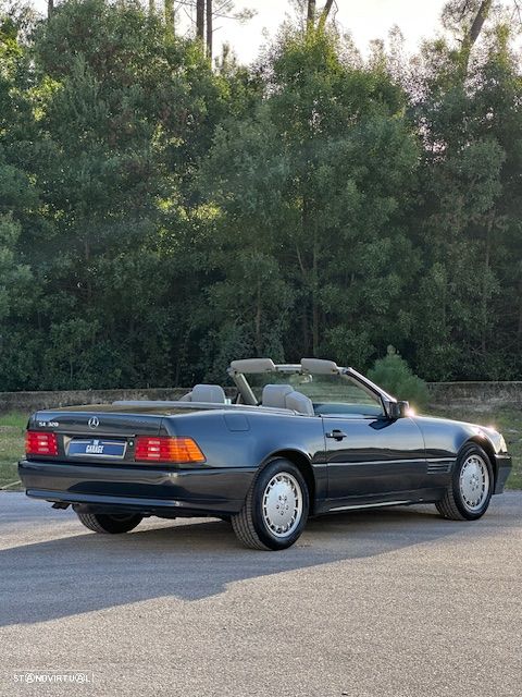 Mercedes-Benz SL 320 Standard - 16