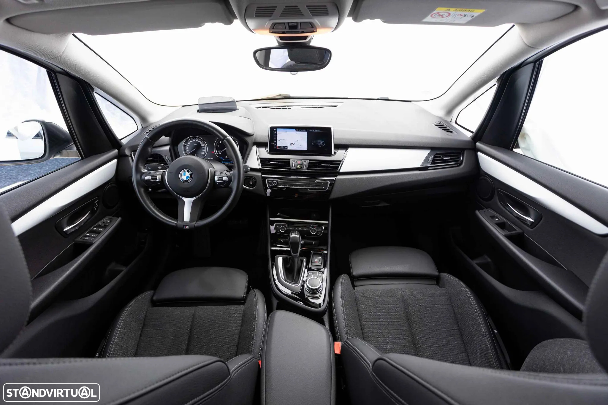 BMW 225xe Active Tourer Advantage - 28